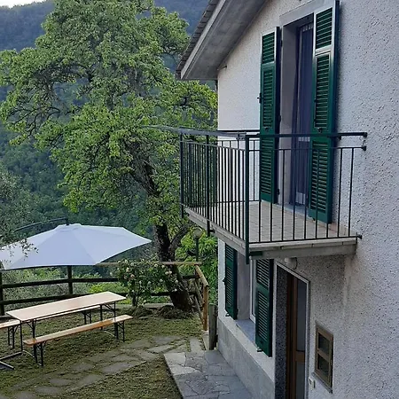 La Casa Di Amelia Semesterbostad Borzonasca